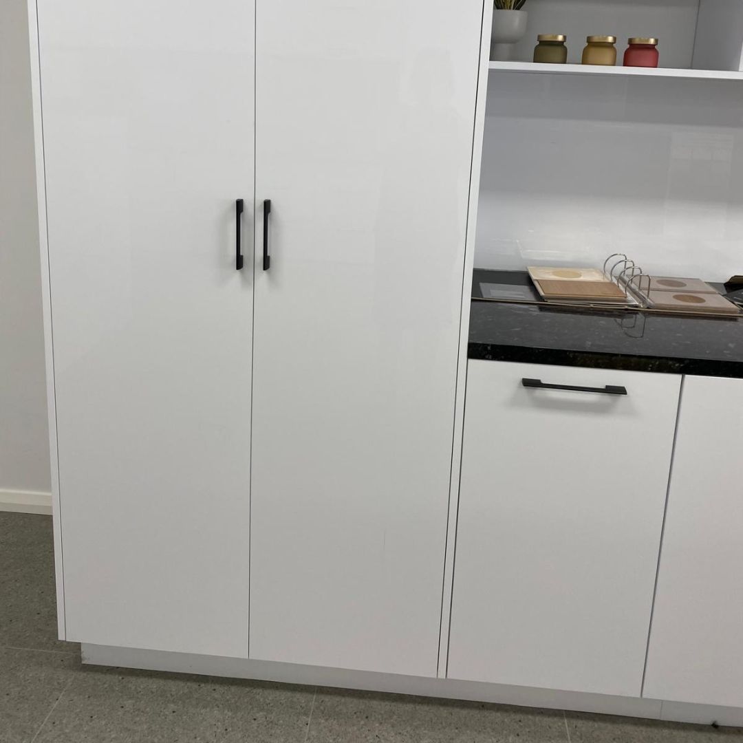 Wardrobe Cabinets in Ashfield